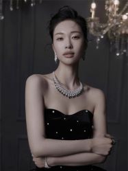 -至臻微拉婚纱摄影