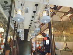大堂-阿瓦山寨·湘菜现炒·剁椒鱼头王(咸阳总店)