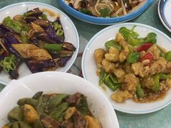 -鹤乡东北菜(崮山路店)