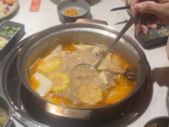 -喃喃椰·糟粕醋·椰子鸡火锅(七堡花园店)