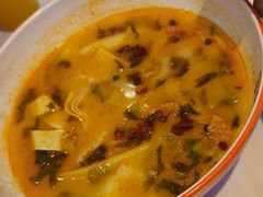 -小六鱼你.下饭酸菜鱼(益田假日广场店)