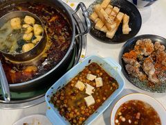 -蛙两只美蛙鱼头火锅(恒茂店)