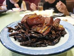 土罐煨花肉-芙蓉凰花园酒楼