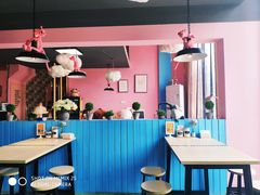 大堂-友达面馆·酸菜鱼面(钱塘区店)