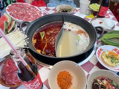 -赵美丽·重庆社区火锅·直营店(火车东站·中豪国际店)