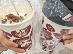 -鸿通城购物中心