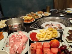 -佰烧海鲜烤肉火锅自助(台东步行街店)