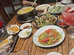 -蚝堡海鲜·威海菜·海肠捞饭·烧烤·亚洲吃蚝公司(幸福门店)