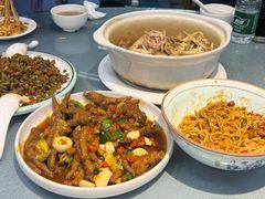 -民间瓦缸煨汤館(嵩山路店)