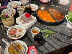 -热火朝天鲜切牛肉火锅(南强街巷店)