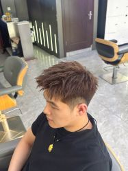 -藤野造型烫发染发