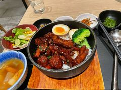 照烧鸡肉鸡丸石锅炊饭定食-IKKI1788居酒屋