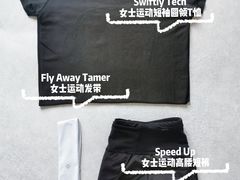 -lululemon(上海浦东IFC店)