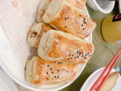 蜜汁叉烧酥-上海会馆(香港名都店)