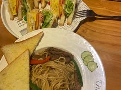 -Thanks美式餐厅(汉堡咖啡店)