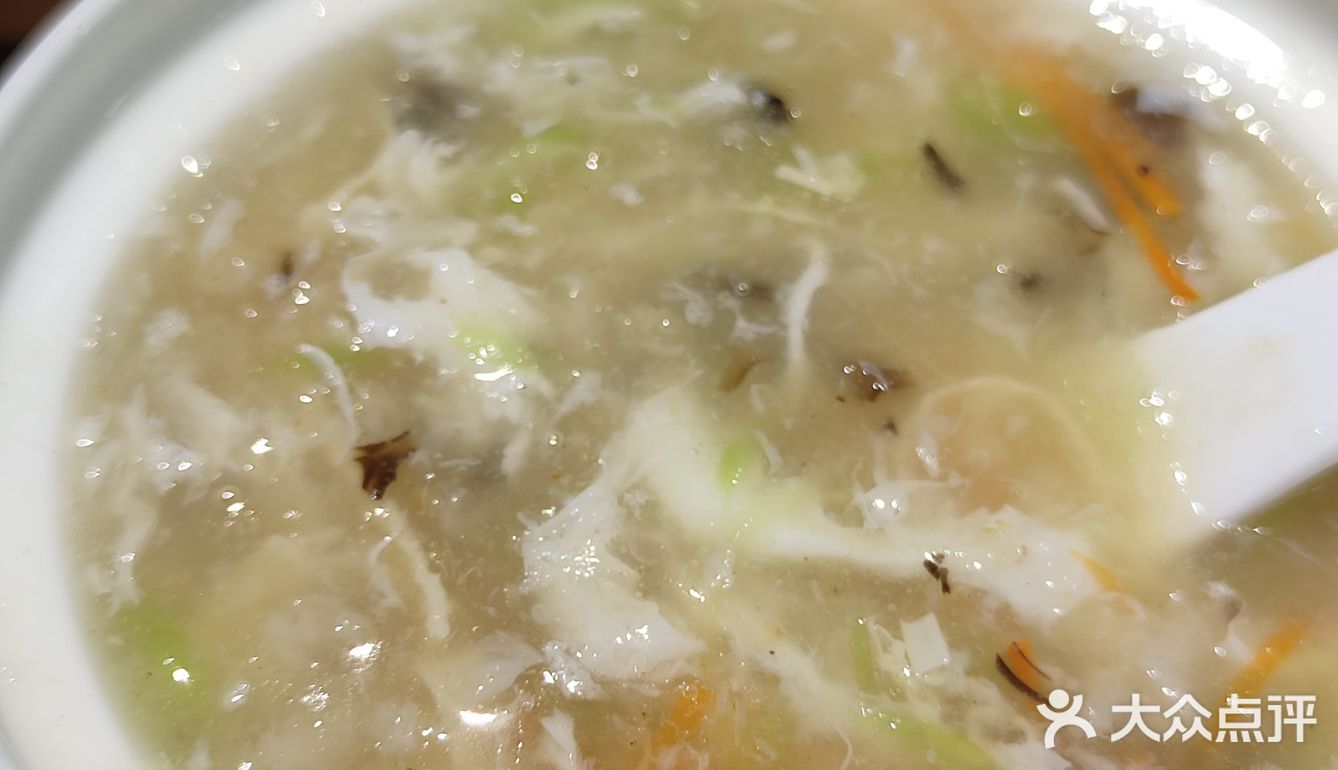 五一假期｜快来这家店吃鱼生[色]