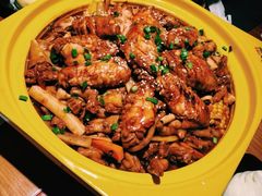 -多嘴肉蟹煲(万达店)