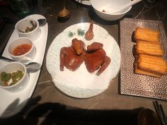 脆皮乳鸽-新荣记(BFC外滩金融中心店)