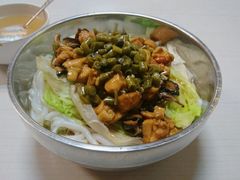 香菇鸡肉粉-龙香记桂林米粉(东扬威街11号楼店)