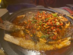 -鸣记脆皮烤鱼·海鲜烤鱼(三八广场店)