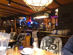 大堂-爱啤精酿·民谣酒馆(滨江店)