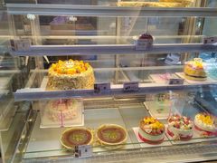 面包甜点陈列柜-长乐饼家(五羊新城店)
