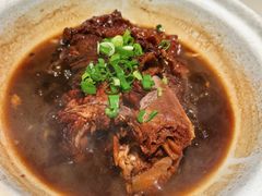 -老码头黑皮肘子锅包肉(赣水路店)