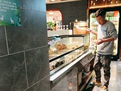 -遇上西雅图多融合海鲜自助餐厅(中房金谊广场店)