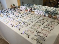 -肆兮眼镜·蔡司·徕卡战略合作店(大坪店)