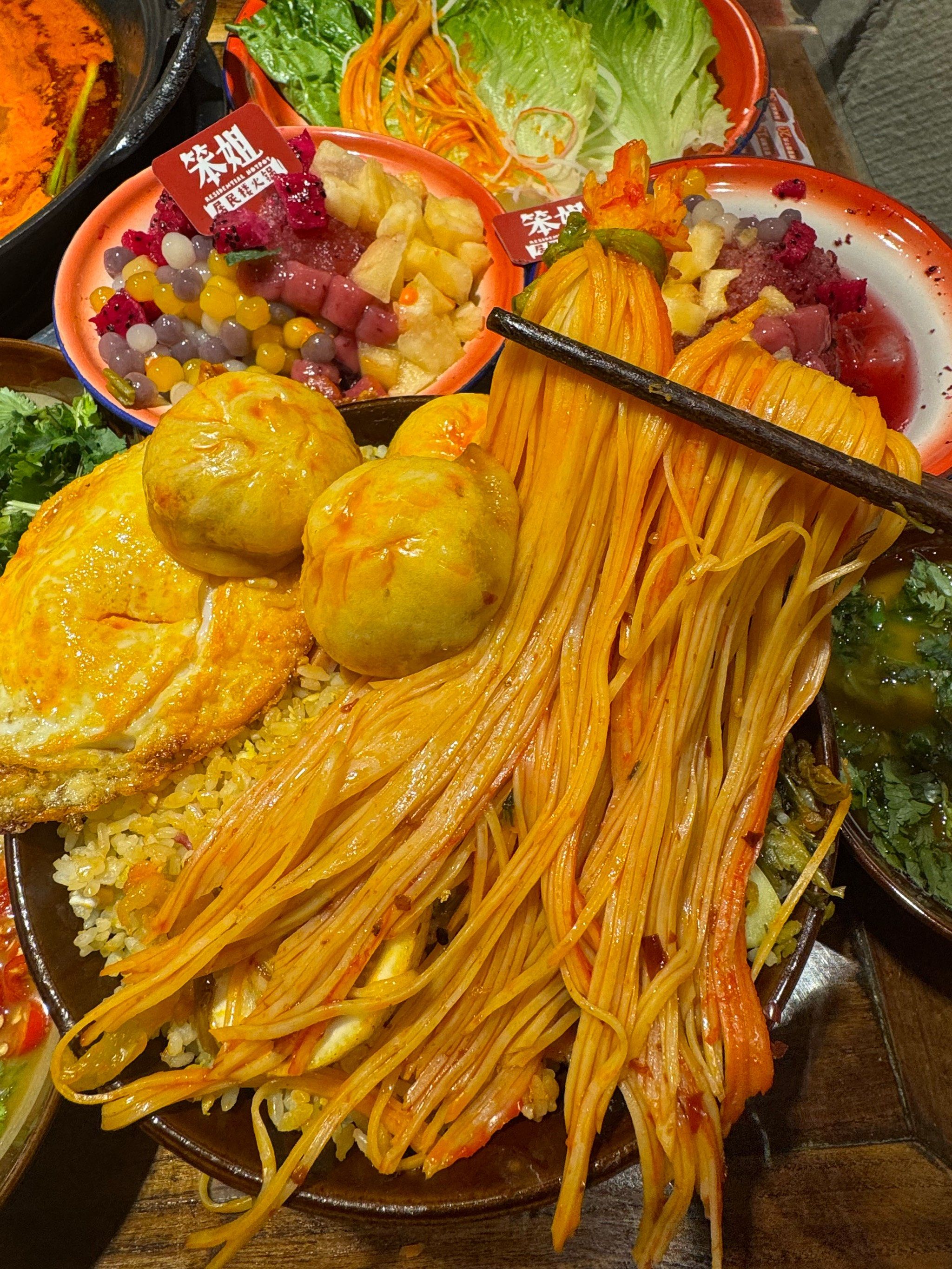 在火锅店吃到了冬天的第一口冰! ! !