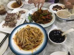 -清真·胖妈妈手抓餐厅(定西路长城宾馆店)