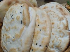 烧饼-盈盈水盆羊肉
