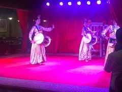 -关东情主题文化演艺餐厅