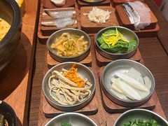 -银米·云南传统过桥米线(双廊黑金冠店)