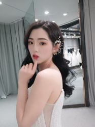 -艾米丽婚纱礼服