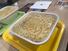 -满记甜品(优客百盛店)