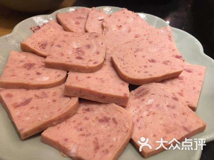 梅林午餐肉