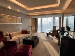 -上海宝华万豪酒店