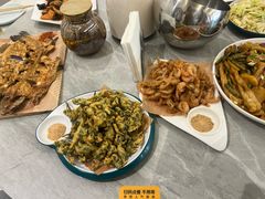 -何适山庄 ·可团建(水长城P2停车场店)