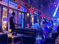 -喜鹊音乐酒馆(西街店)