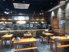 大堂-弄堂咪道-饭香·面香·馄饨香(兴梅店)