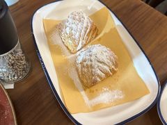 -BOLLO意大利餐厅(龙山万物工场店)