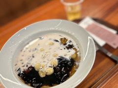 娟珊大满贯-RUXU入续糖水铺与包(卓悦中心店)