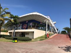 -亚龙湾中心广场