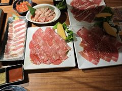 -山居屋炭火烧肉(厚街万达店)