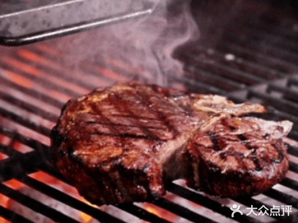 🍕拿波里窑炉披萨,薄脆饼底,浓郁芝士?