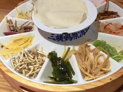 -怪噜范·老贵阳街头名小吃(汇金星力城店)