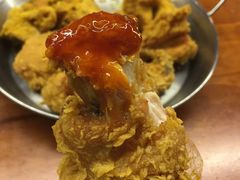 -BHC炸鸡(明洞总店)