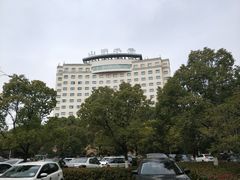 -山明水秀大饭店