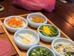 -银米·云南传统过桥米线(双廊黑金冠店)